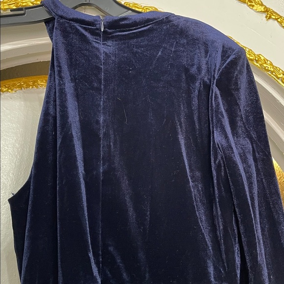 ASTR The Label Blue Velvet One Shoulder Dress Size M - Picture 9 of 10